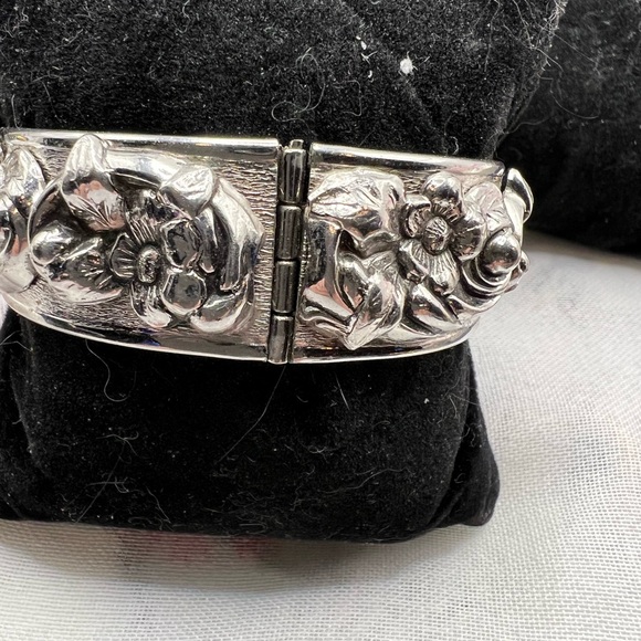 Repousse Silver Tone Floral Bracelet with security chain - Picture 2 of 5